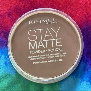 𝅺🆕 Rimmel London Stay Matte face powder